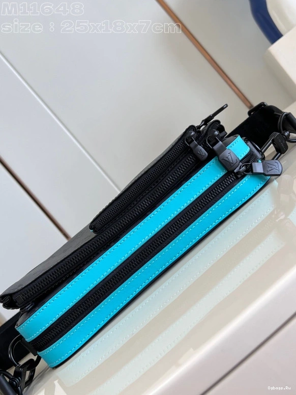 LOUIS MESSENGER TRIO VUITTON 0309